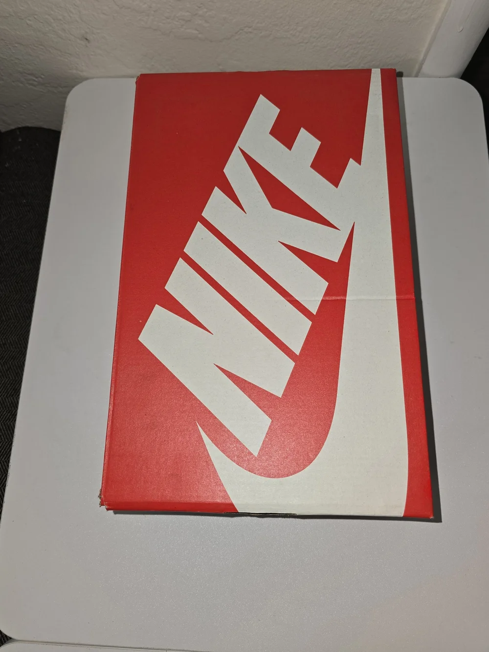 Nike low profile